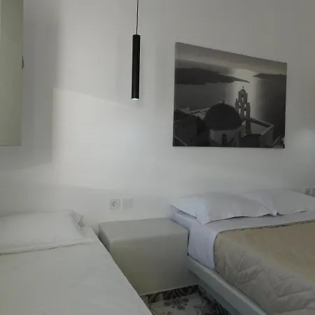 Fira Veronica Hotel Imerovigli (Santorini)